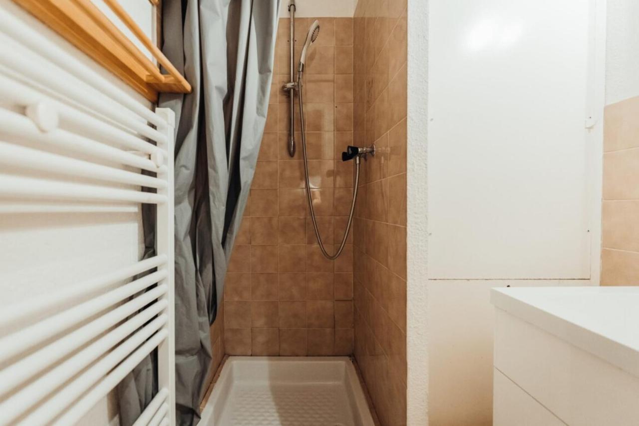 Апартаменты Furnished Studio At The Foot Of The Slopes With A Balcony & Mountains View Сен-Жерве-Ле-Бэн Экстерьер фото